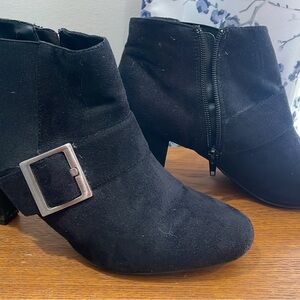 Comfort Plus by Predictions Black Ankle Boots with Buckle